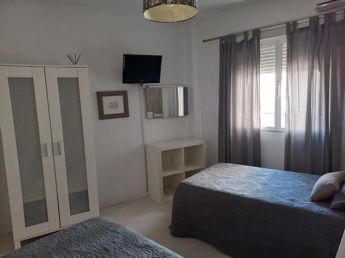 Apartamento E&R Malaga Centro- Parking Gratisアパートメント