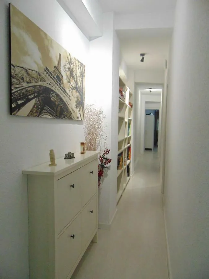 Apartamento E&R Malaga Centro- Parking Gratis Διαμέρισμα 0*,  Ισπανία